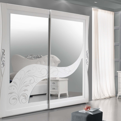 brielle_gisell_schiebe_schrank_kleiderschrank_weiss_silber